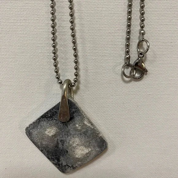 New Art Handmade concrete and stainless steel pendant necklace Minimalist unisex - Picture 5 of 5